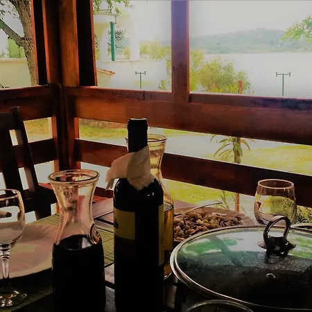 Paulina - Ideal For Kids And Pets Lodge Pirovac