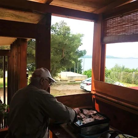 Lodge Paulina Pirovac